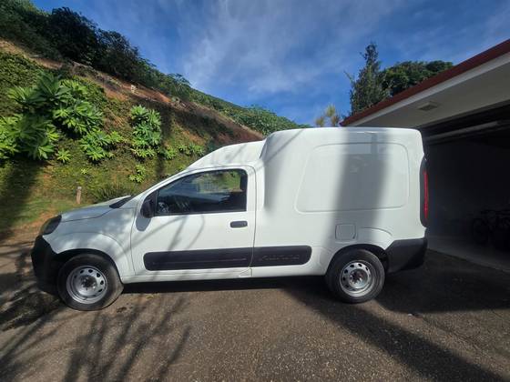 FIAT FIORINO 1.4 MPI FURGÃO ENDURANCE 8V FLEX 2P MANUAL FIAT FIORINO 1.4 MPI FURGÃO ENDURANCE 8V FLEX 2P MANUAL